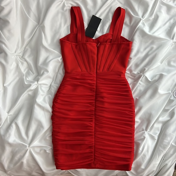 Dress - Picture 2 of 2